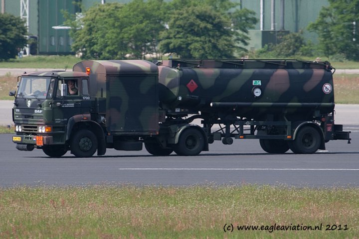 Soesterberg DAF POL Vlb Soesterberg LM-51-46 tkst.jpg